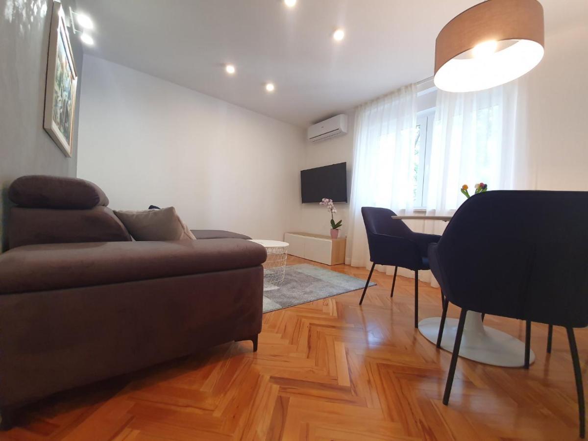 Appartement Paola à Rijeka Extérieur photo